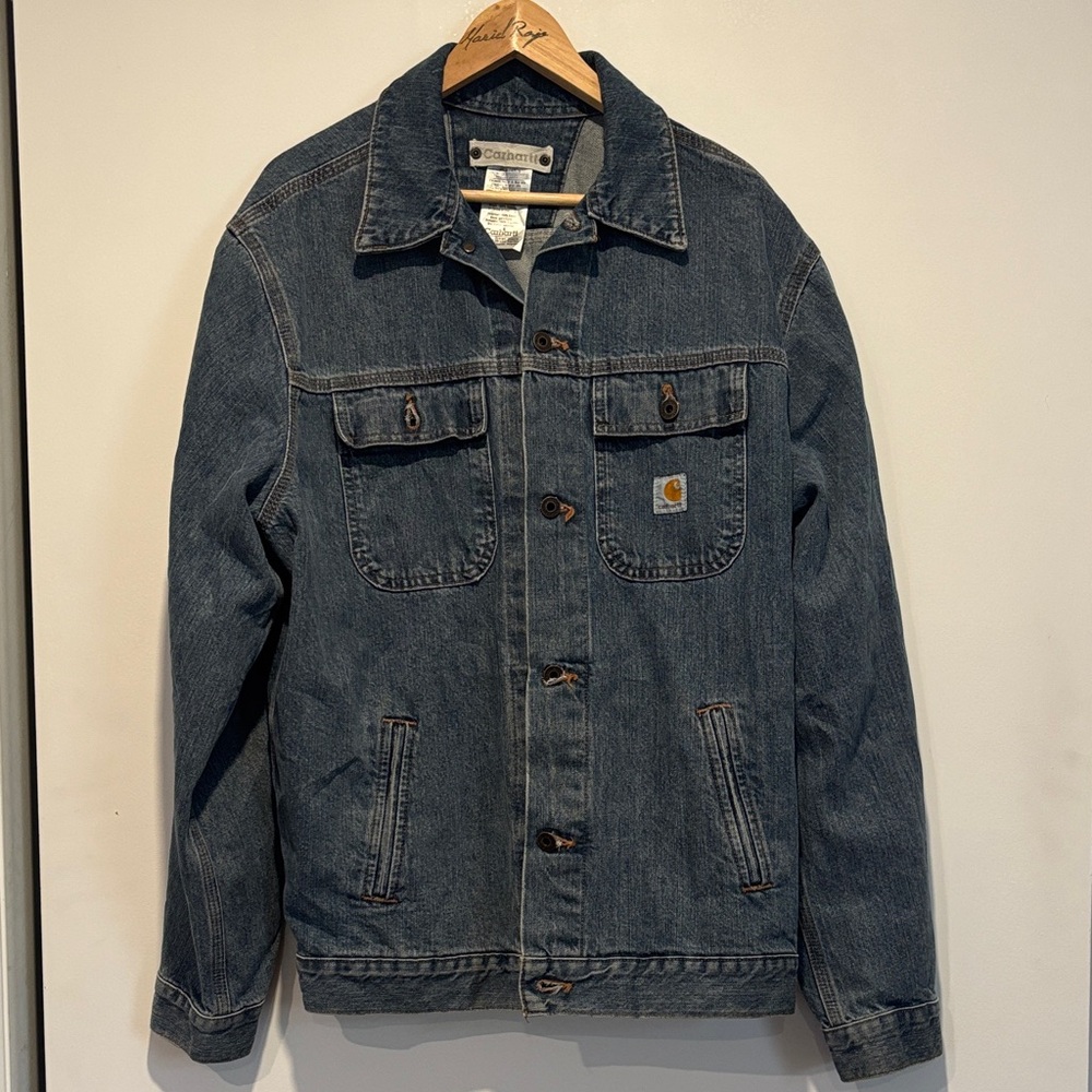 Carhartt Jean coat with pockets size Large